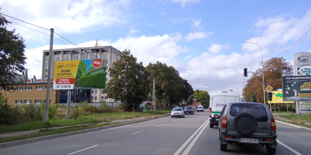 Щит 6x3,  м. Ужгород вул.Гагаріна ст.Б біля ринку Краснодонців в`їзд в місто
