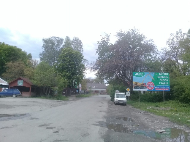 Щит 6x3,  с. Нересниця, в'їзд