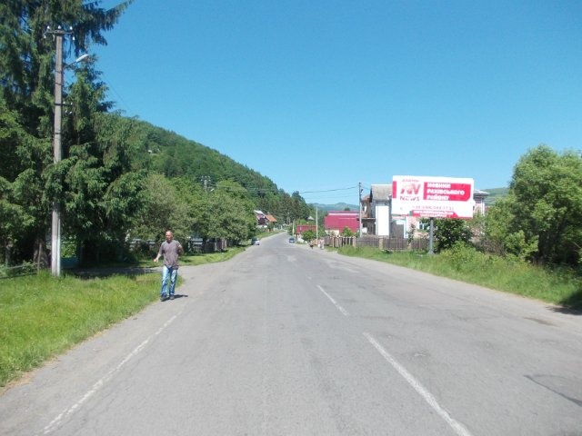 Щит 6x3,  Рахів .Головна, біля стадіону вїзд в центр міста в сторону м.Ів.Франківськ