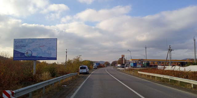 Щит 6x3,  м.Мукачево, вул. Матросова, в'їзд в місто, біля АЗС БРСМ та АВІАС зі сторони м Хуст, траса  Івано-Франківськ -Мукачево