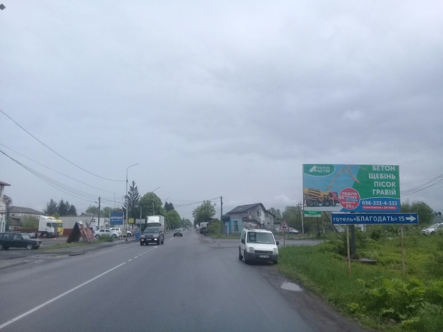 Щит 6x3,  м. Хуст, вул. Івана -Франка, виїзд з міста, в сторону міста Тячів, поворот на с.Шаян, с.Велятино