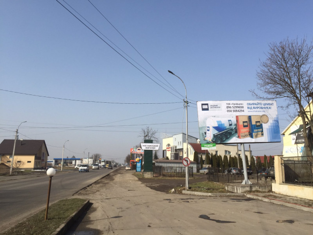 Щит 6x3,  м. Тячів вул Армійська, біля стадіону, ресторани, АЗС, Аквапарк в сторону м. Мукачево