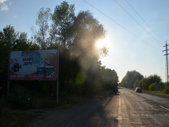 Щит 6x3,  м.Хуст, Вул. Волошина, виїзд з міста траса  Івано-Франківськ-Мукачево, в сторону м. Мукачево
