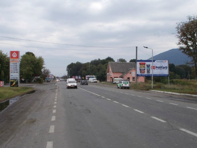 Щит 6x3,  м. Тячів вул. Армійська,  біля стадіону,  ресторан «Оксана» та автомийки Мукачево-Рогатин