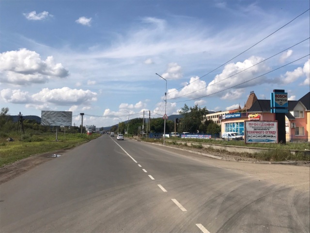 Щит 6x3,  м. Хуст, вул. Івана -Франка, навпроти BOSH сервіс, АЗС, в'їзд.