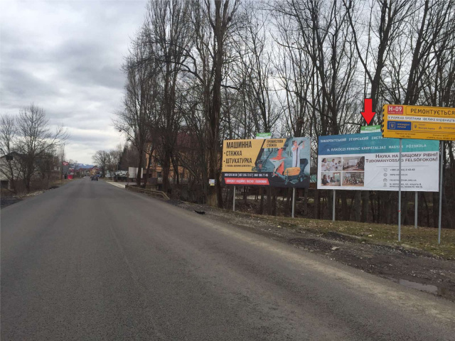 Щит 6x3, смт.Солотвино, вул. Тячівська, в сторону м.Рахів, біля АЗС,готелю,автомийки. Щит 6x3, смт.Солотвино, вул. Тячівська, в сторону м.Рахів, біля АЗС,готелю,автомийки.