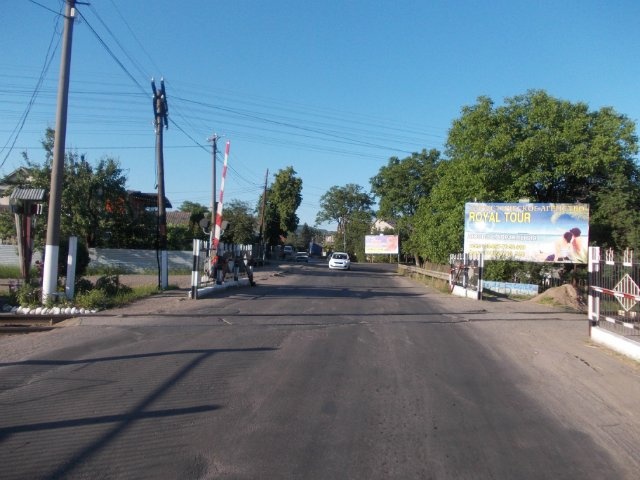 Щит 6x3,  смт.Тересва,вул.Головна, в сторону м.Рахів, (ЖД переїзд)