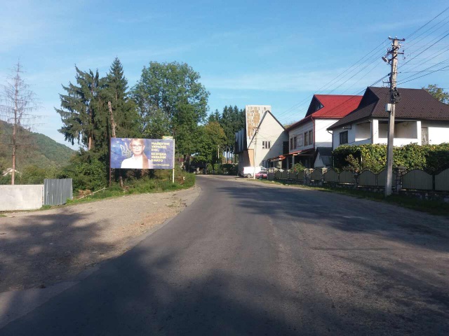 Щит 6x3,  с.Ганичі, вул.Головна центр села в сторону смт.Нересниця зі сторони м.Тячів