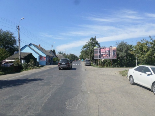 Щит 6x3,  смт. Тересва, вул. Головна в сторону м. Тячів